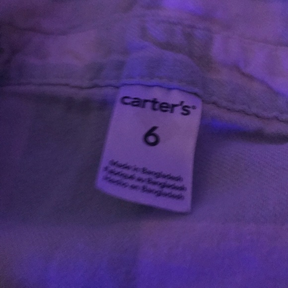 Button down - Picture 3 of 3